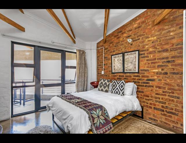 0.5 BEDROOM APARTMENT FOR SALE IN MABONENG